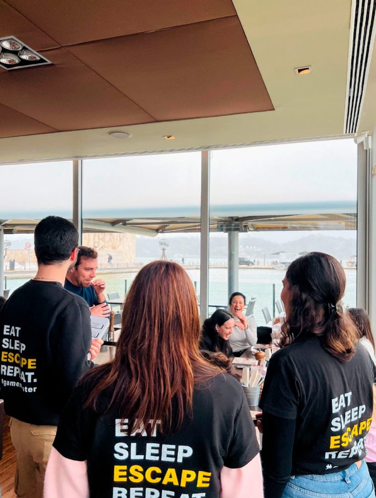 Team-Buildings-Escape-the-Restaurant-Outdoor-Indoor-Cooperação-Espírito-de-Equipa-1